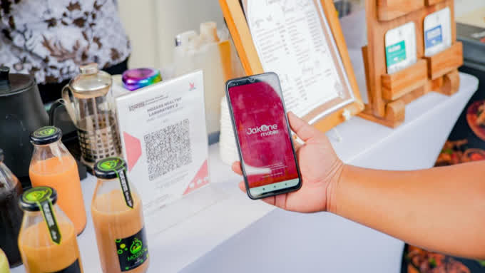 Foto: Aplikasi Mobile Antar Bank Jakarta Raih Penghargaan Digital
