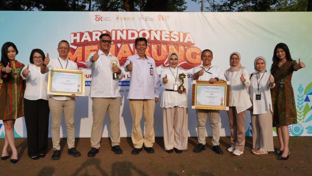 Foto: bank bjb Borong Dua Penghargaan OJK di Hari Menabung