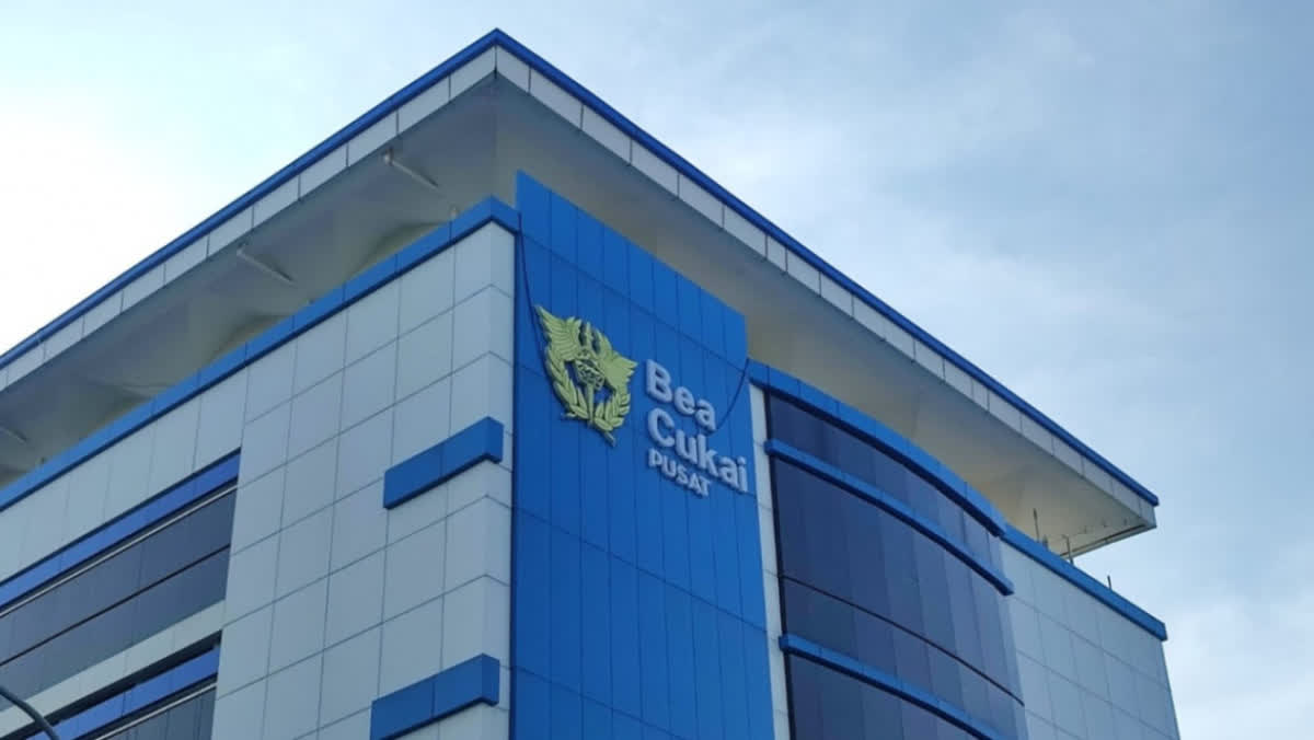 Foto: Bea Cukai Raih Kepuasan Tinggi, Tarif Impor Disorot