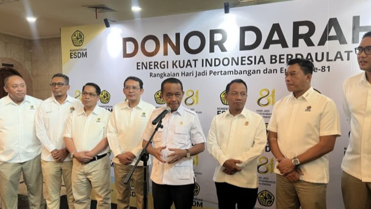 Foto: ESDM Targetkan Setop Impor Bensin Lewat E50
