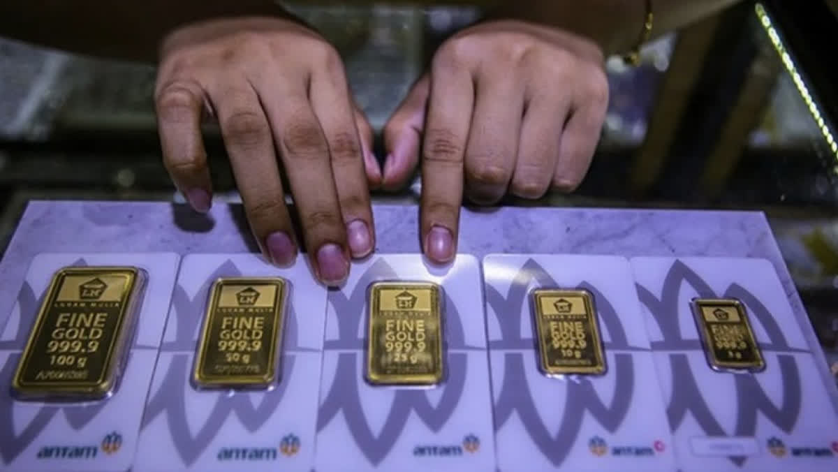 Foto: Harga Emas Antam Naik Tipis ke Rp2.593.000 per Gram