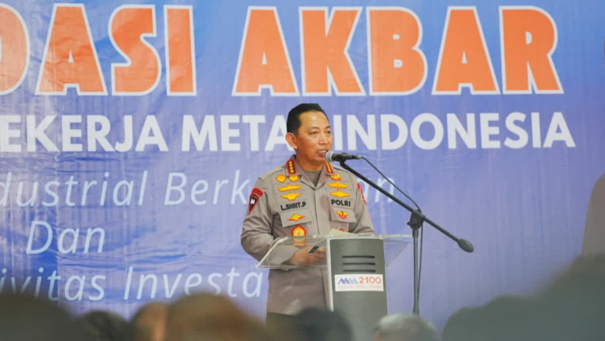 Foto: Kapolri Minta Pengusaha Jadikan Buruh Mitra Keluarga