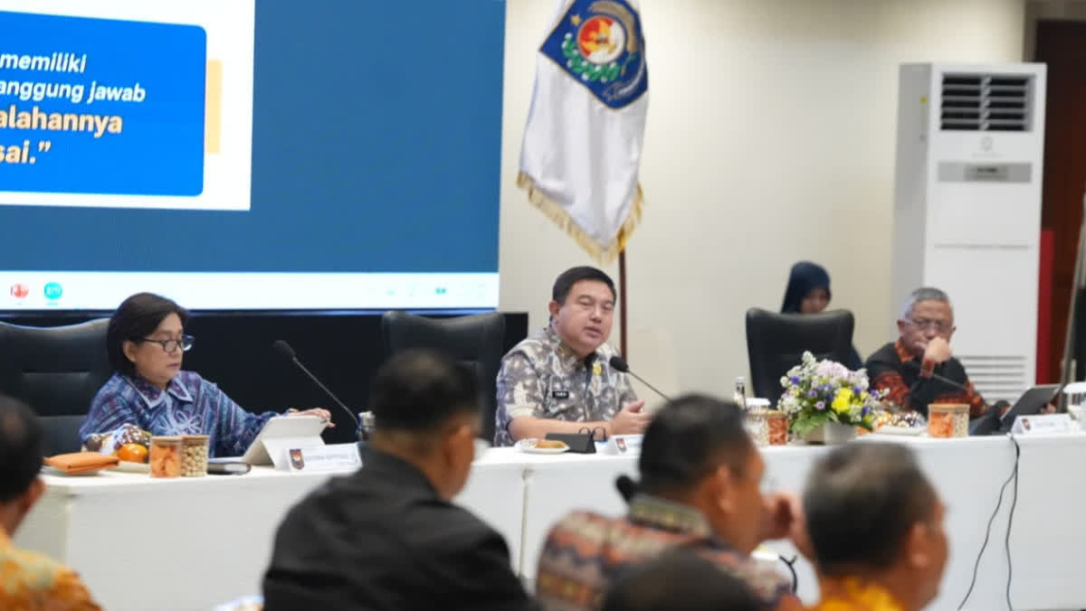Foto: Kemendagri Minta Intervensi Ekonomi Daerah Berbeda-beda