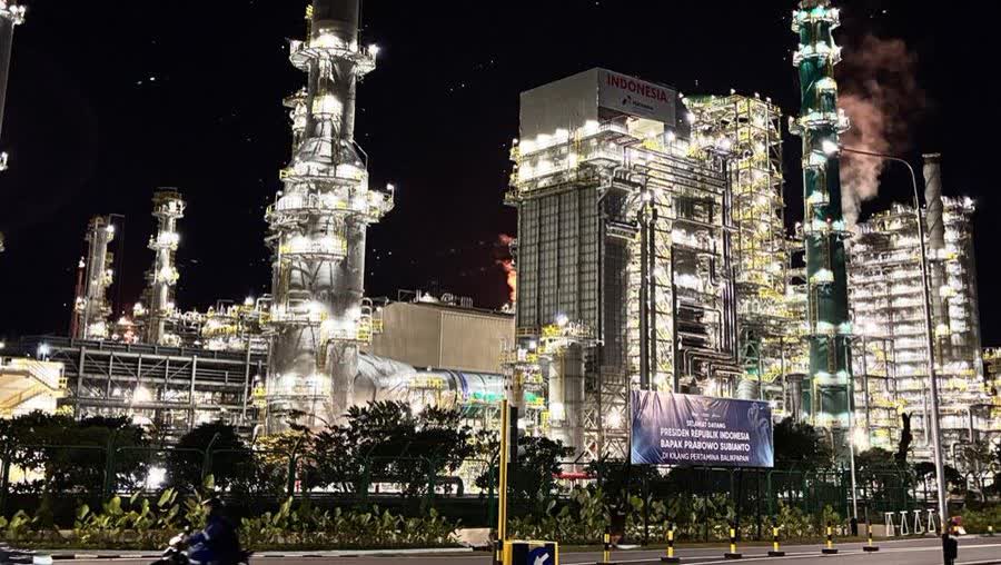 Foto: Kilang Balikpapan 99 Persen Rampung, Stok BBM Dipastikan Aman