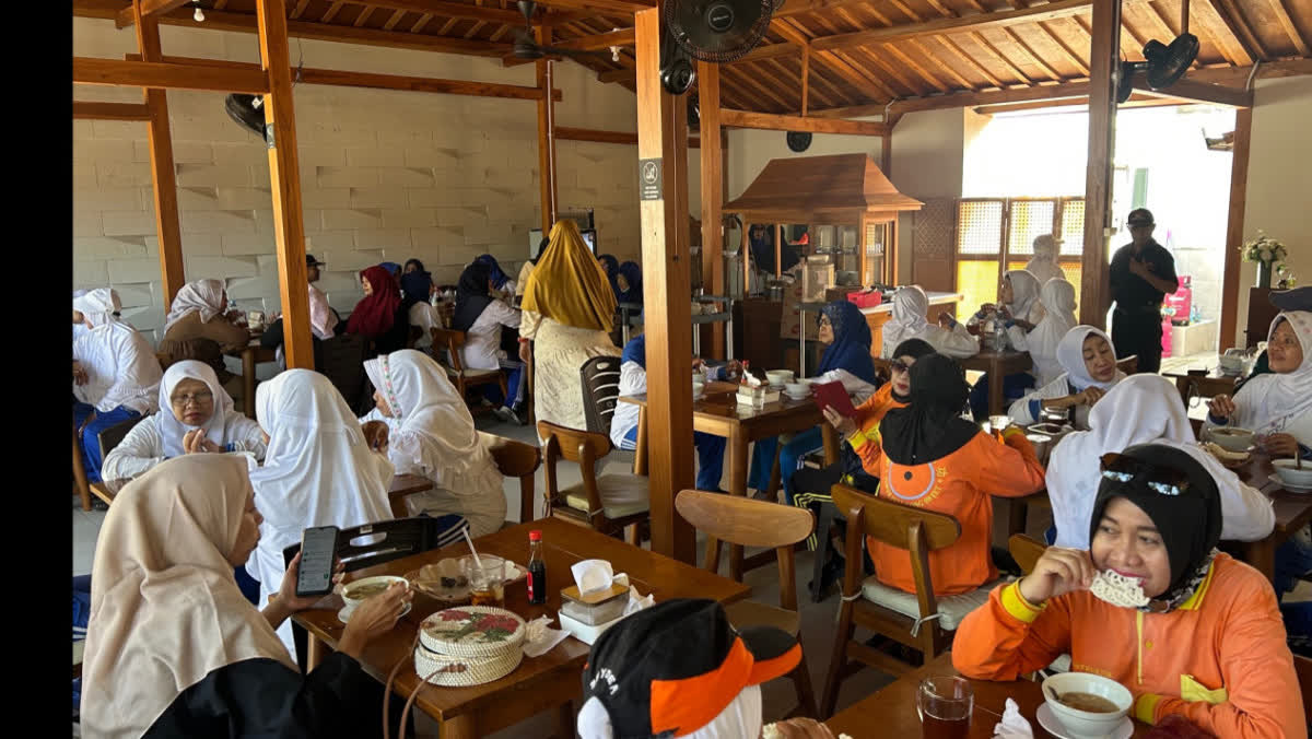 Foto: Lulusan Ciputra Bangun Bisnis Soto di Sidoarjo
