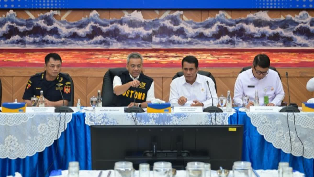 Foto: Menkeu Suahasil Beberkan Tiga Langkah Perkuat Bea Cukai