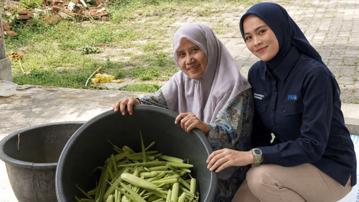 Foto: Nasabah PNM Mekaar Sulap Sampah Pasar Jadi Kerajinan