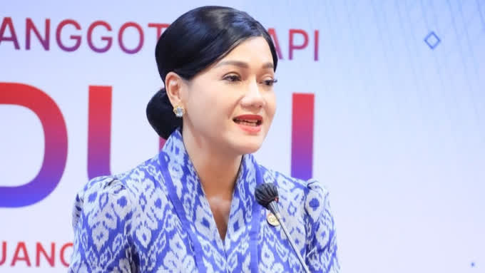 Foto: OJK Dukung Destry Jadi Calon Tunggal Gubernur BI