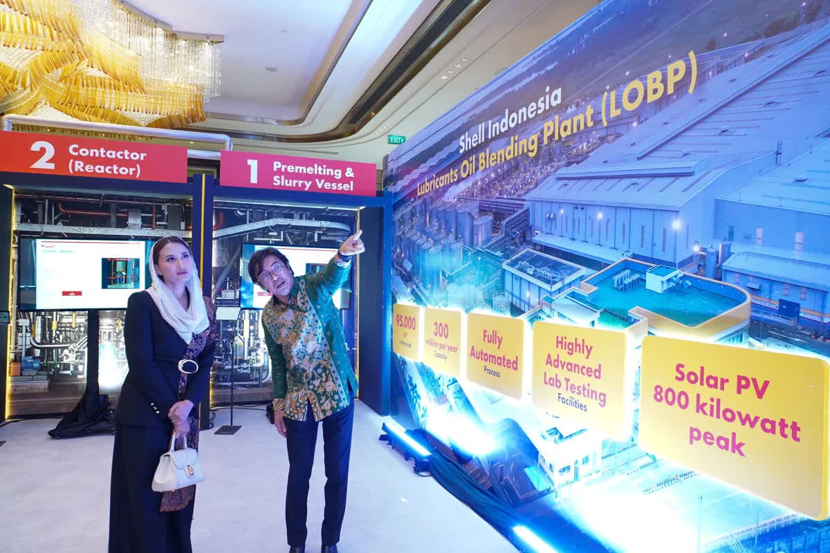 Foto: Pabrik Pelumas Shell Beroperasi, Pasokan Lokal ke 98%