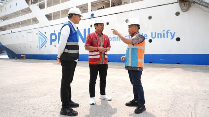 Foto: PELNI-Pelindo Buka Posko Bantuan Gempa NTT di Priok