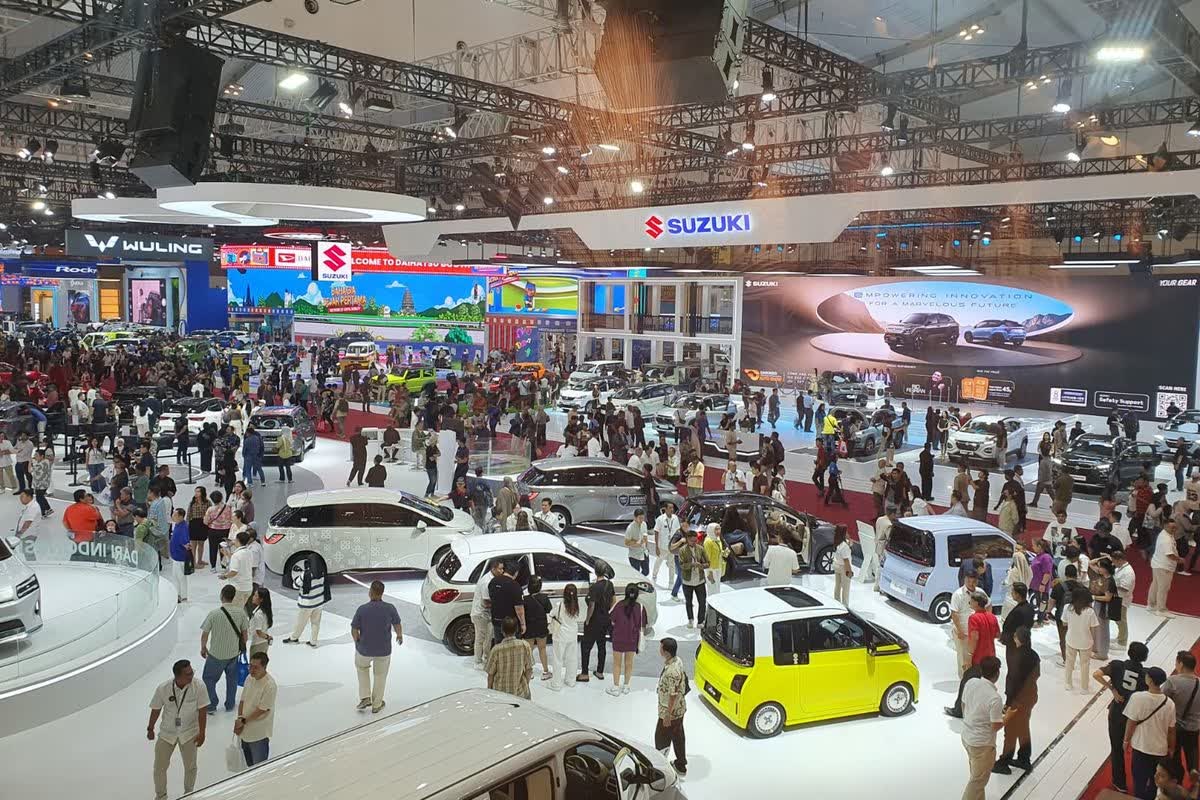 Foto: Penjualan Mobil RI: BYD Atto 1 Nyaris Salip Gran Max
