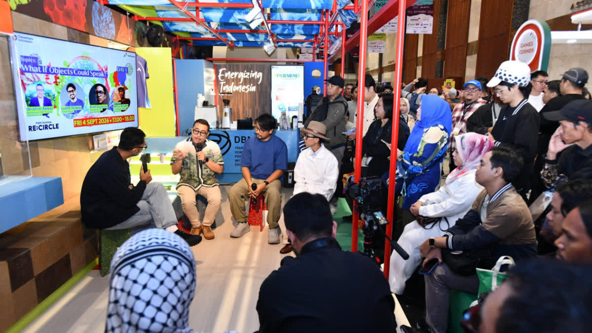 Foto: Pertamina Kenalkan Bahan Bakar Pesawat dari Jelantah