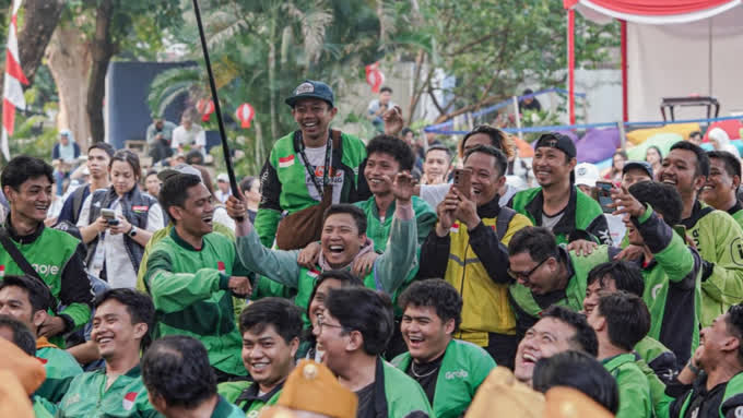 Foto: Pertamina Undi 25 Motor untuk Ojol, BOOM Sisakan 50 Unit Lagi