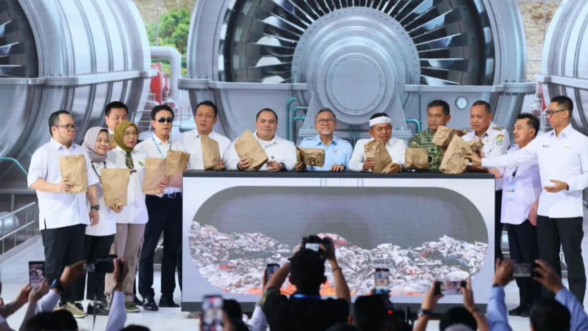 Foto: PLN Serap Listrik Sampah Bekasi, 223.584 MWh per Tahun