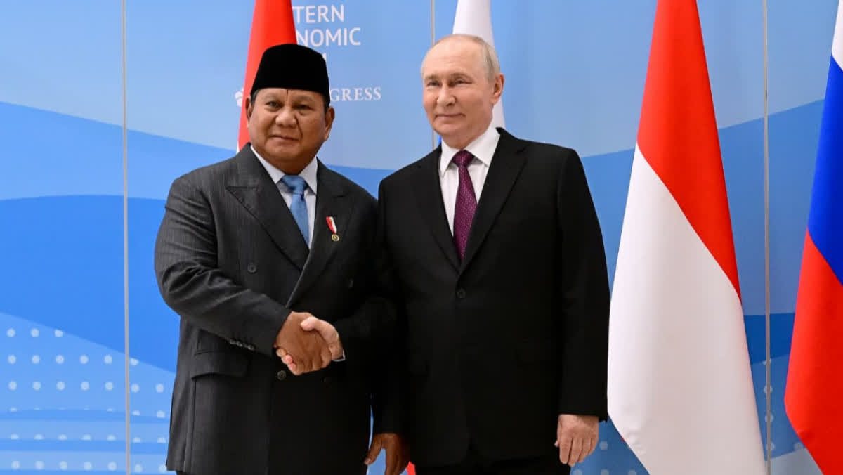 Foto: RI-Rusia Jajaki Pabrik Pupuk Urea dan Kapal Canggih