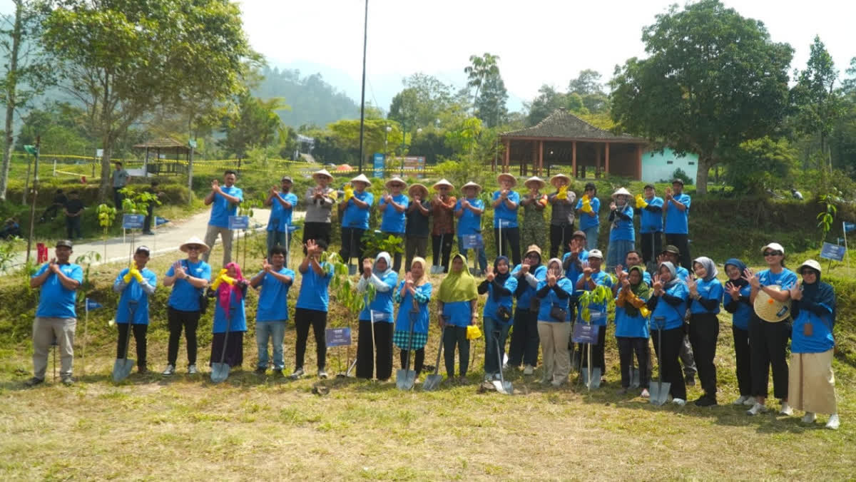 Foto: Telkom Perluas Program Hijau GoZero% ke Klangon, Sleman